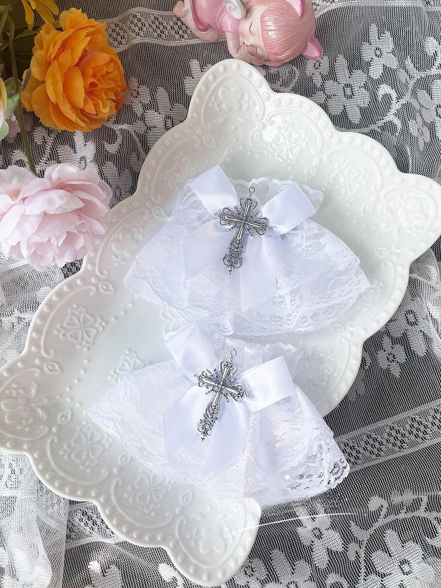 Hua Nai Cat~Gothic Lolita Cuffs with Cross Black and White Hand Sleeve