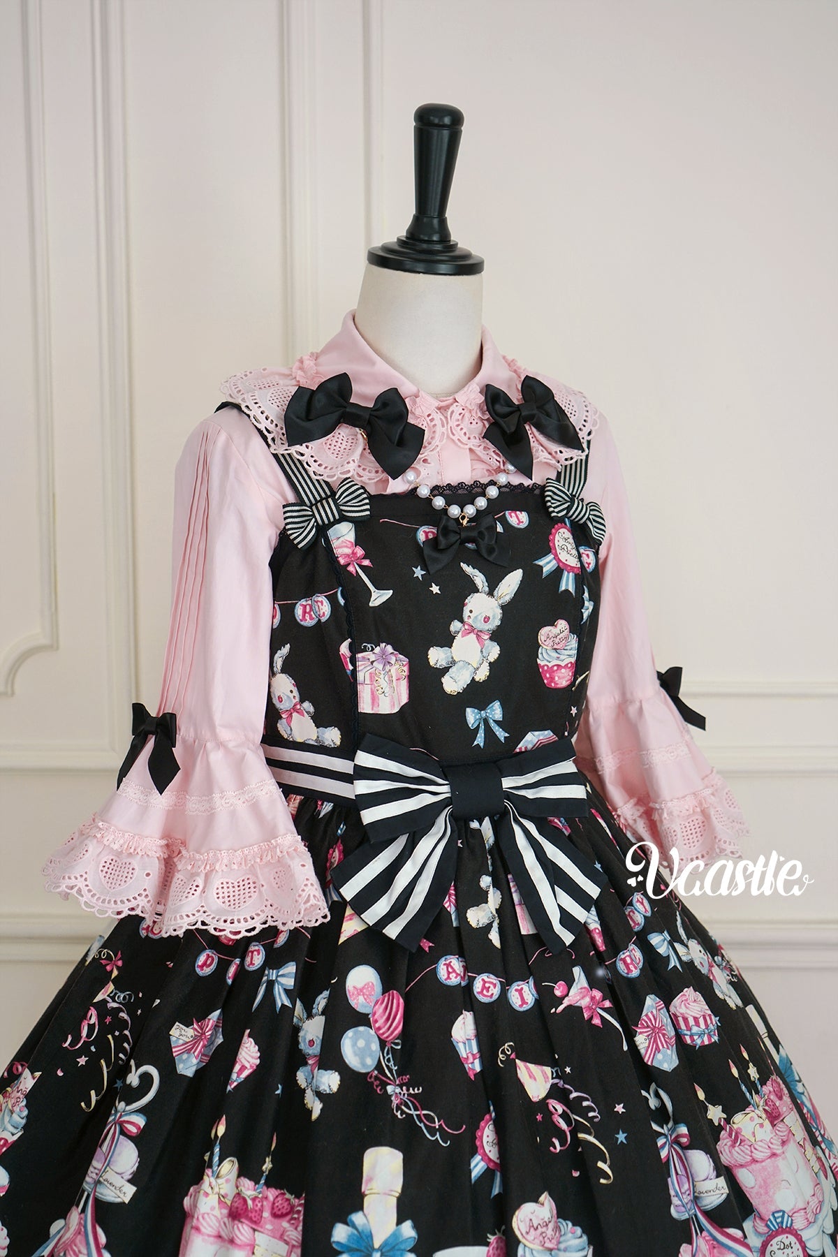 Vcastle~Sweet Crepes~Sweet Lolita Shirt with Princess Sleeves and Bow Chain