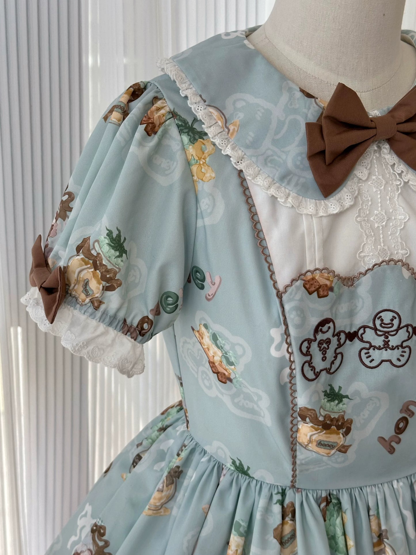 Babyblue~Little Bear Honey Jar~Kawaii Lolita Short Sleeve OP Gingerbread Man Embroidered Dress