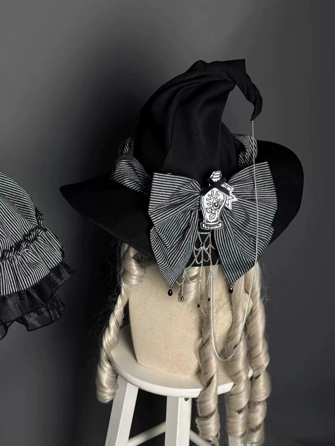 Alice Girl~Lolita Potion~Gothic Lolita Witch Hat and Striped Side Clips