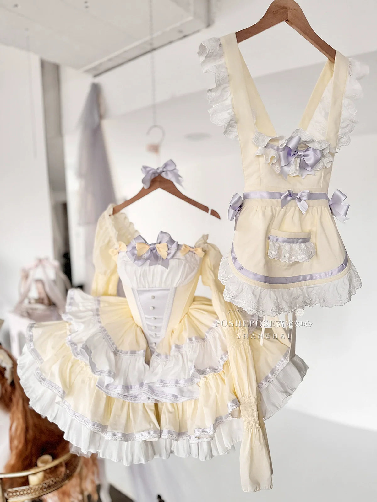 POSHEPOSE~Maid Bunny~Gorgeous Sweet Lolita OP Dress with Detachable Sleeves and Apron