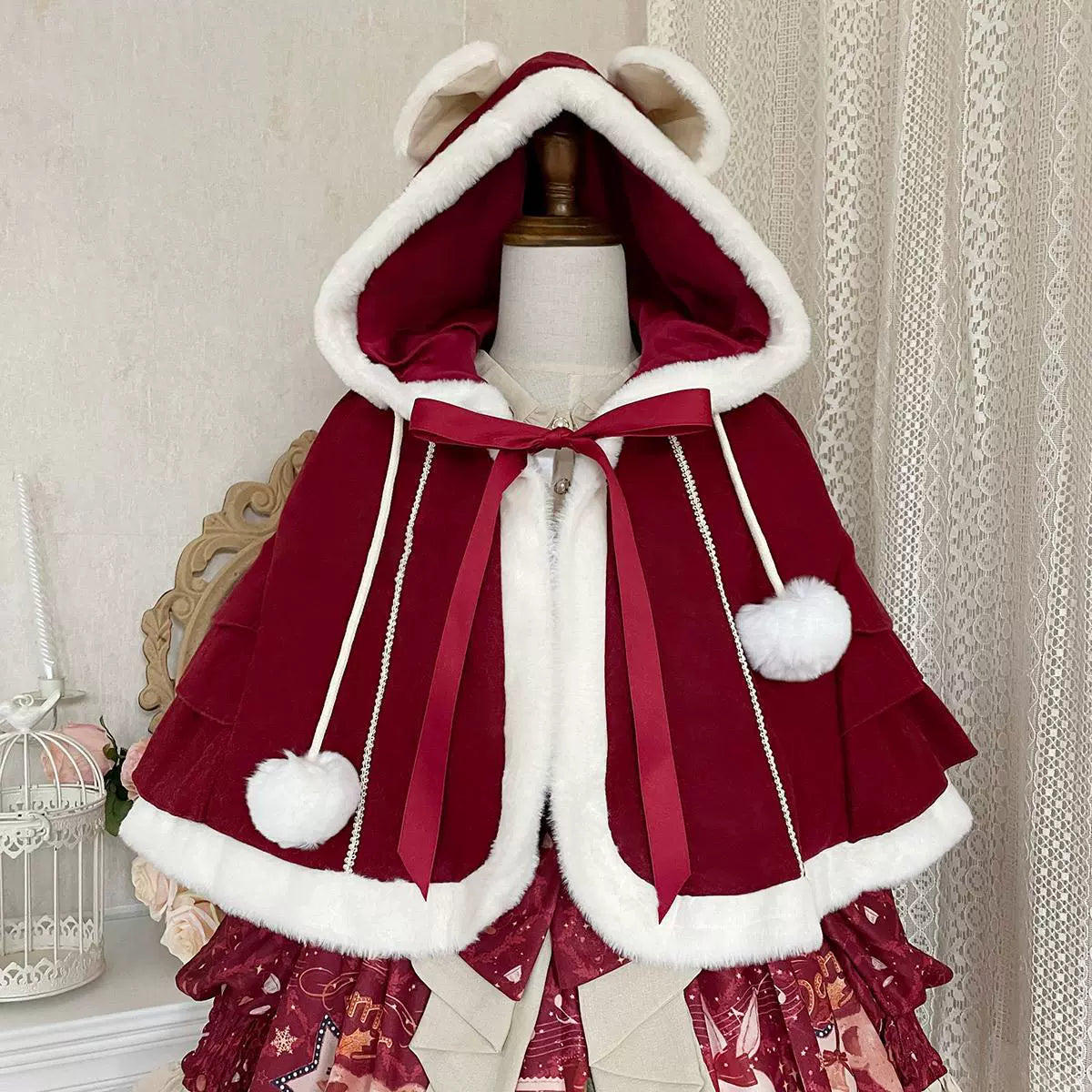 Matutu~Sweet Bear Gift House~Sweet Lolita Suit Christmas Lolita OP and Cape
