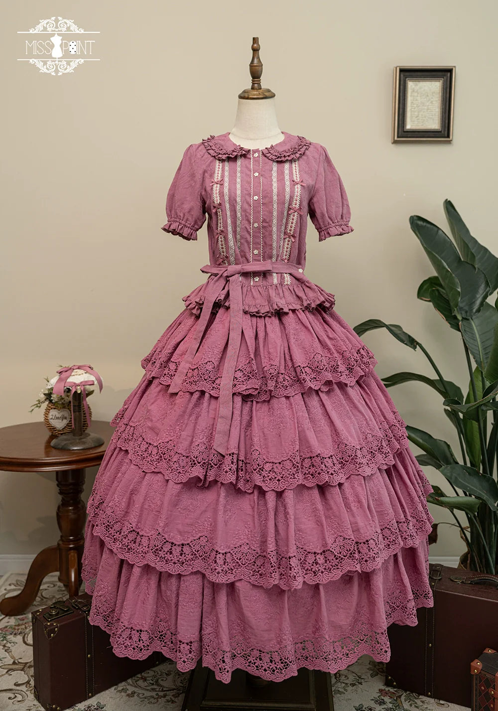 Miss Point~Forest Waltz~Classic Lolita Tiered Skirt Multi-layer Embroidered SK